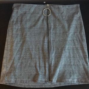 Charlotte Russe High Waisted ZIP Up Skirt